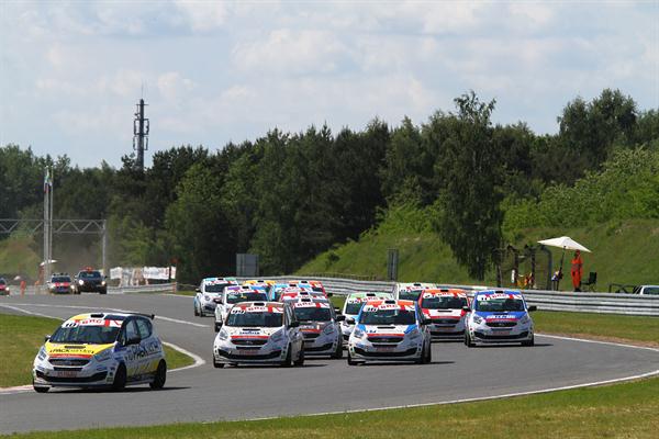 Le Venga del Green Hybrid Cup al Nürburgring