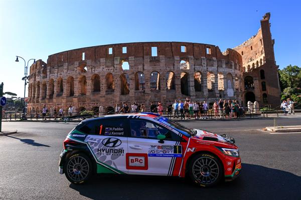 Paddon e BRC Racing Team si dirigono verso Roma con l'obiettivo di vincere