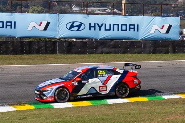 Michelisz heads to El Pinar to chase another Kumho FIA TCR World Tour win