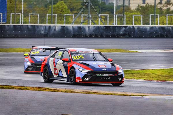 BRC Hyundai N Squadra Corse pronta per il gran finale del Kumho TCR World Tour 2024 a Macao